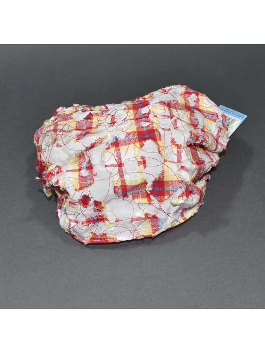 Бебешка шапка за момиче - Стилна и Удобна на Райета Бебешка шапка за момиче - Стилна и Удобна на Райета