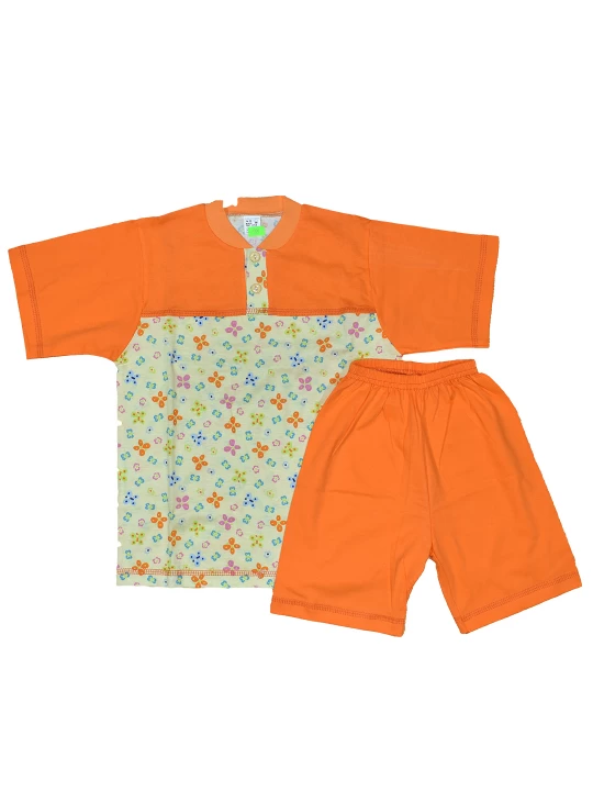 Оранжева детска лятна пижама с малки цветя - комфорт и свежест за вашето момиче Оранжева детска лятна пижама с малки цветя - комфорт и свежест за вашето момиче