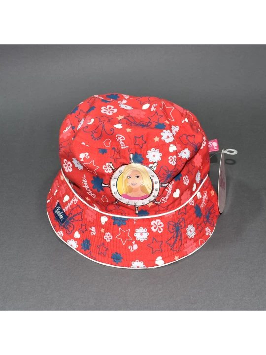 Чаровна детска шапка за момиче в червено с бели звездички и панделки Чаровна детска шапка за момиче в червено с бели звездички и панделки