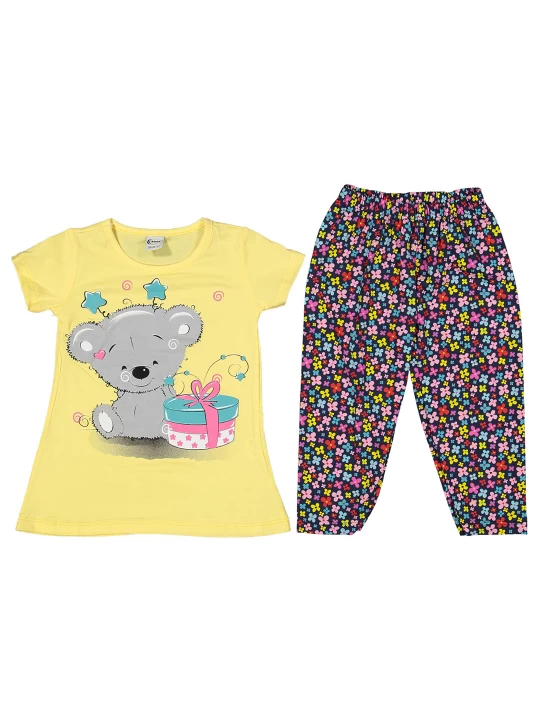 Цветния свят на лятото: Детски летен комплект със забавна апликация на коала и цветни клинчета Цветния свят на лятото: Детски летен комплект със забавна апликация на коала и цветни клинчета