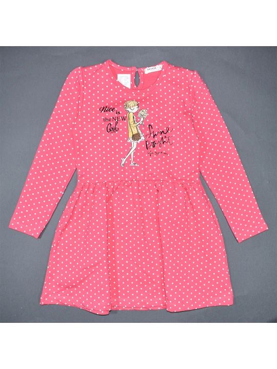 Полка Точки и Блясък: Рокля в Розово с Игриви Детайли от Брезе Полка Точки и Блясък: Рокля в Розово с Игриви Детайли от Брезе