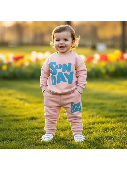 Ватиран бебешки комплект за момиче Ватиран бебешки комплект за момиче