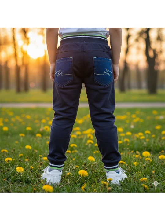 Памучни детски дънки за момче с ластик Памучни детски дънки за момче с ластик